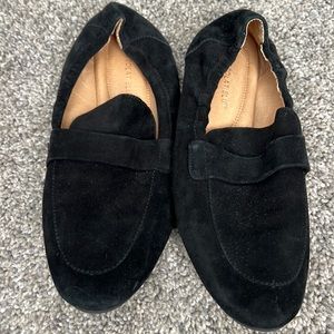 NWOB Chocolat Blu all leather black suede flats, 6med